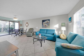 Southbay by the Gulf 90 only 75 Yards to the Beach Updated Townhome